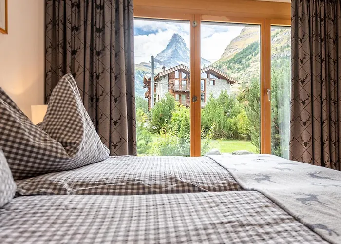 Апартаменти Haus Alpine Церматт